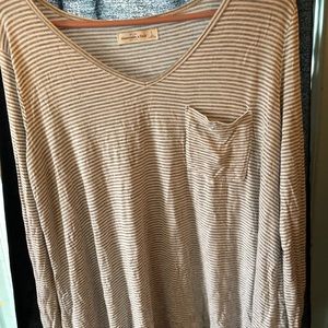 Abercrombie&Fitch Gray and White Stipe LongSleeve